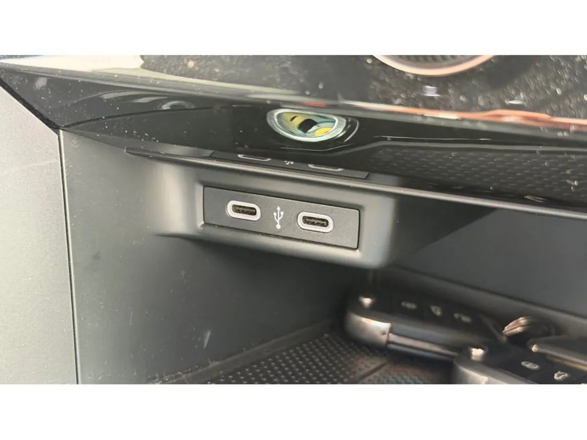 Volkswagen T-Roc SUV, Diesel, 2022, Black