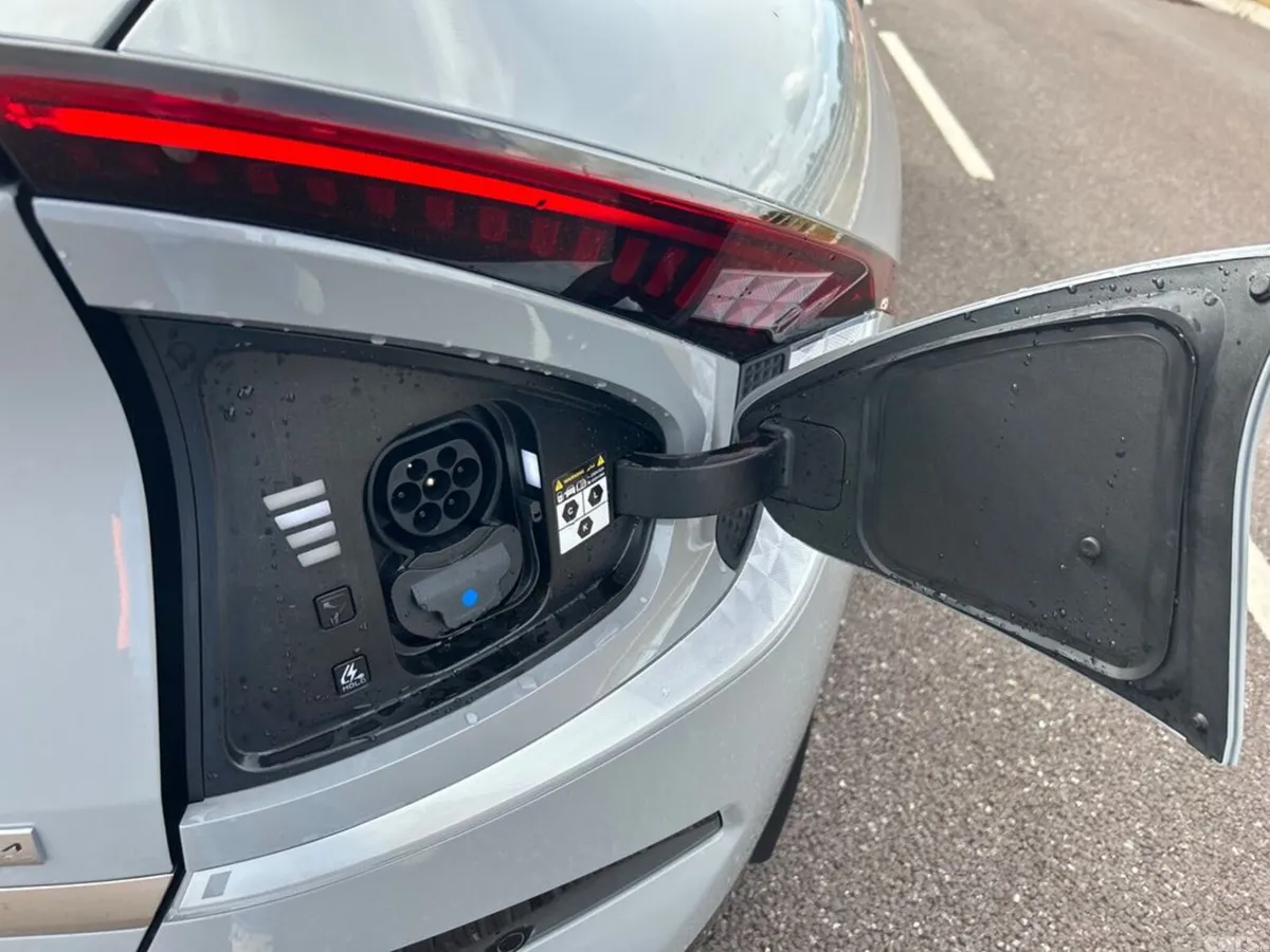 Kia EV6 Hatchback, Electric, 2026, Grey