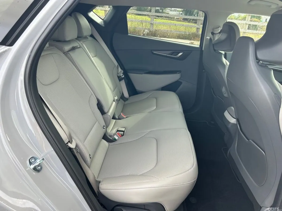 Kia EV6 Hatchback, Electric, 2026, Grey
