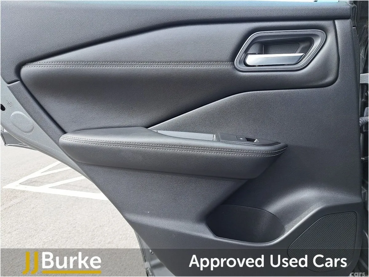Nissan Qashqai SUV, Petrol, 2024, Grey