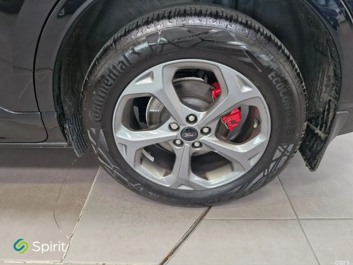 Ford Kuga SUV, Petrol Plug-in Hybrid, 2025, Black