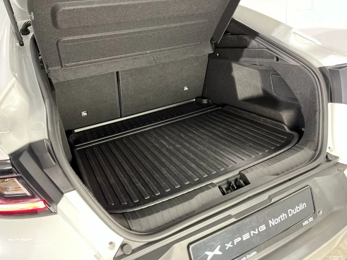 Renault Arkana Hatchback, Petrol, 2024, White