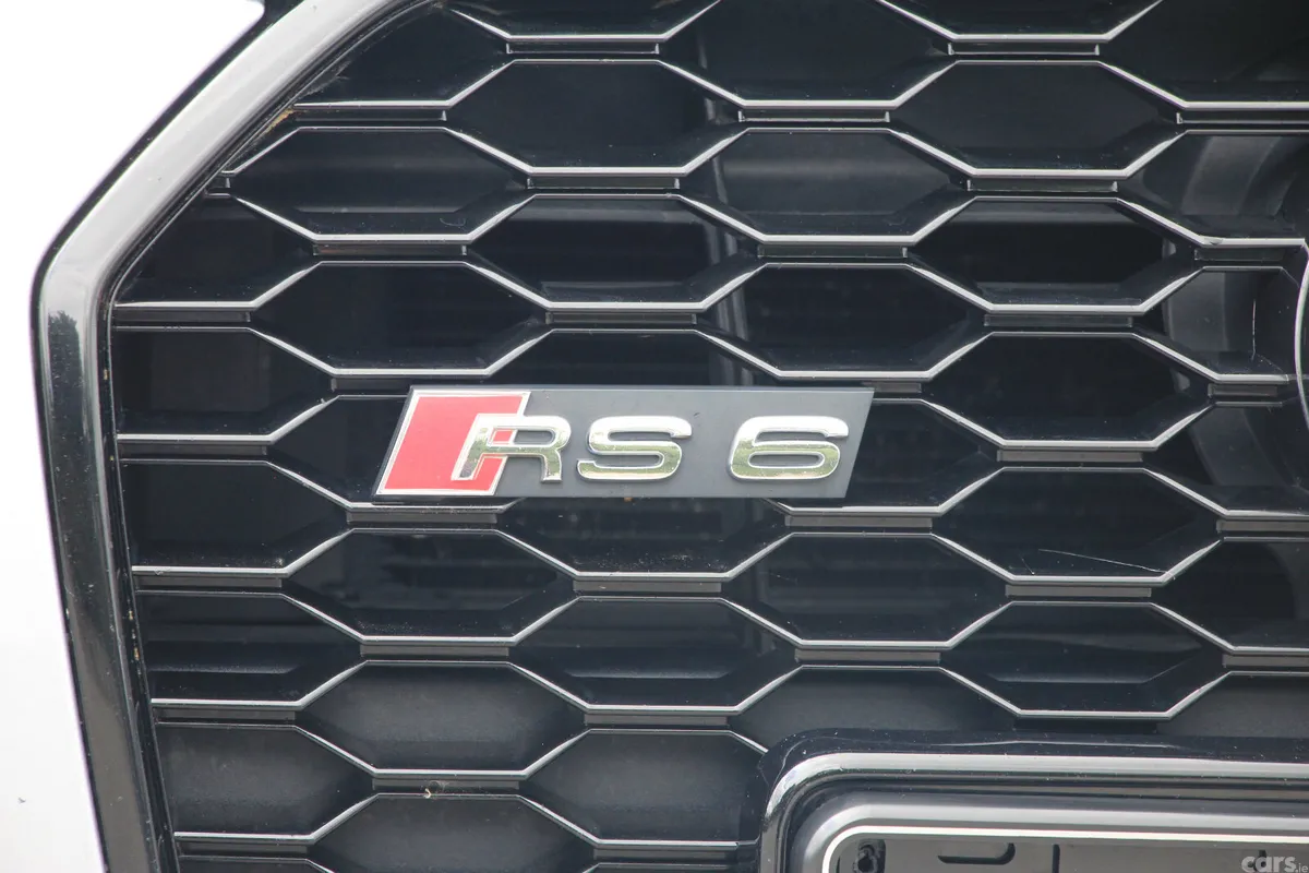 Audi RS6 Estate, Petrol, 2016, Silver