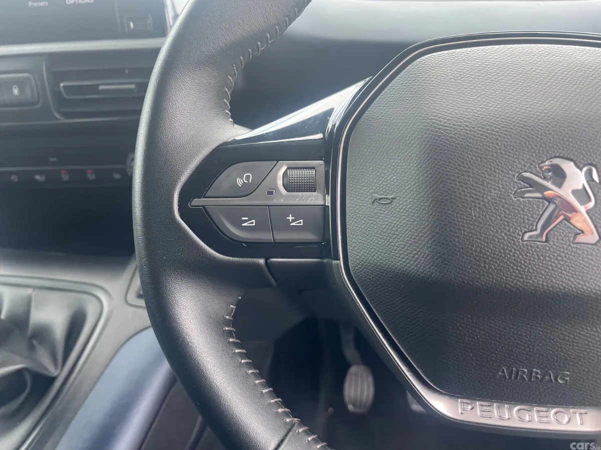 Peugeot Rifter MPV, Diesel, 2019, Grey