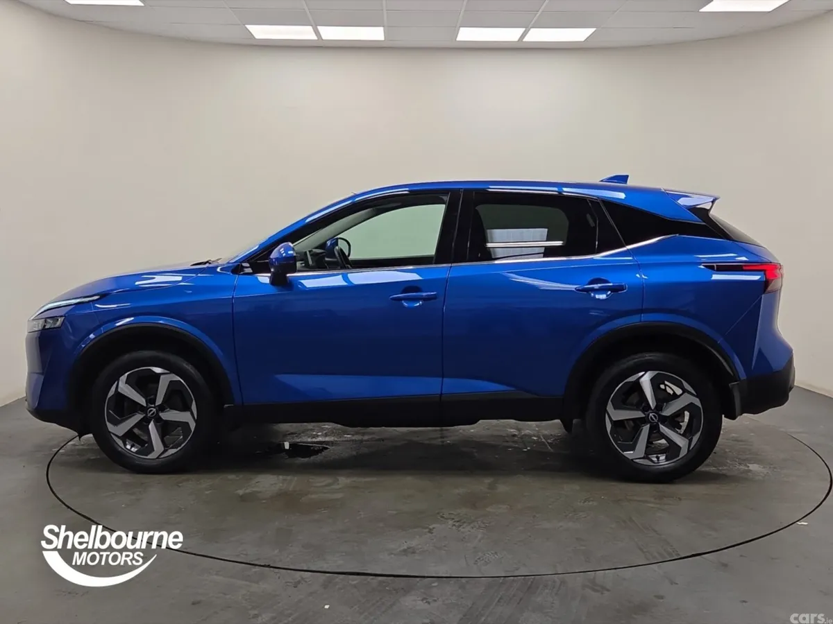 Nissan Qashqai Hatchback, Petrol, 2023, Blue