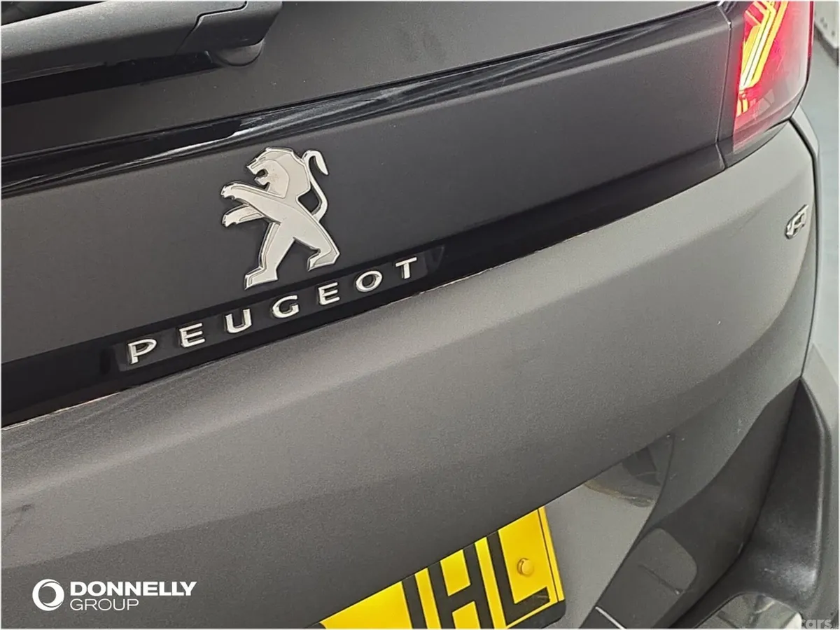 Peugeot 5008 Estate, Diesel, 2023, Grey