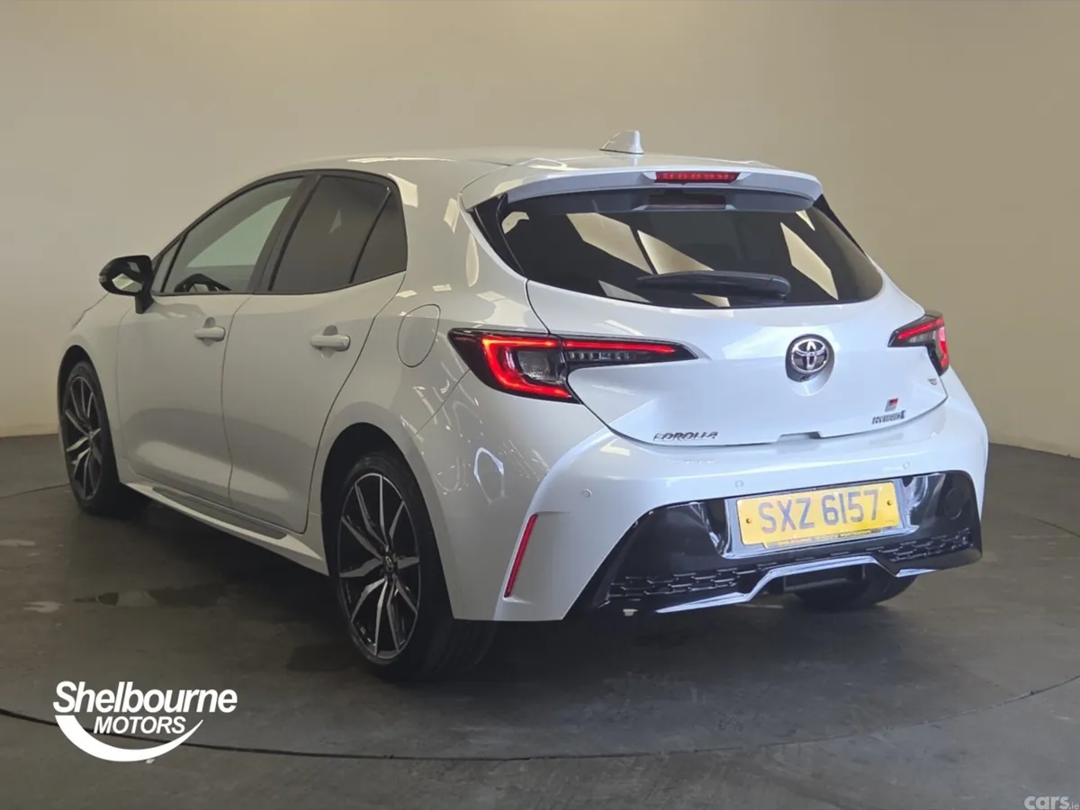 Toyota Corolla Hatchback, Petrol Hybrid, 2023, White