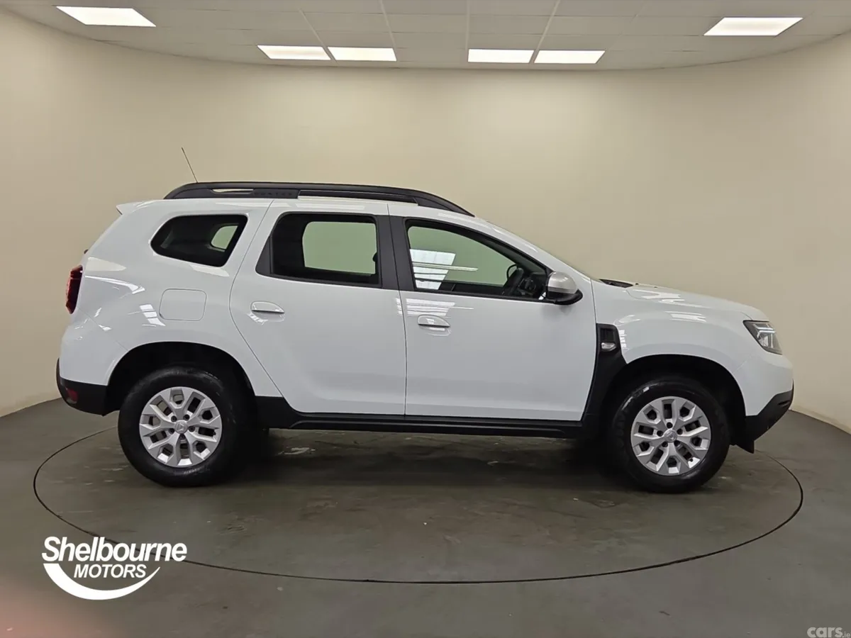 Dacia Duster Estate, Petrol, 2022, White