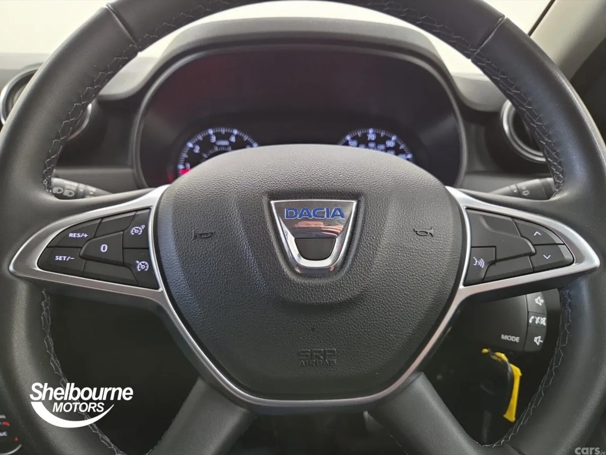 Dacia Duster Estate, Petrol, 2022, White