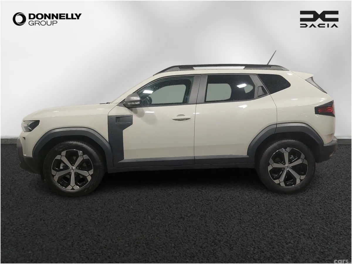 Dacia Duster Estate, Petrol Hybrid, 2025, White