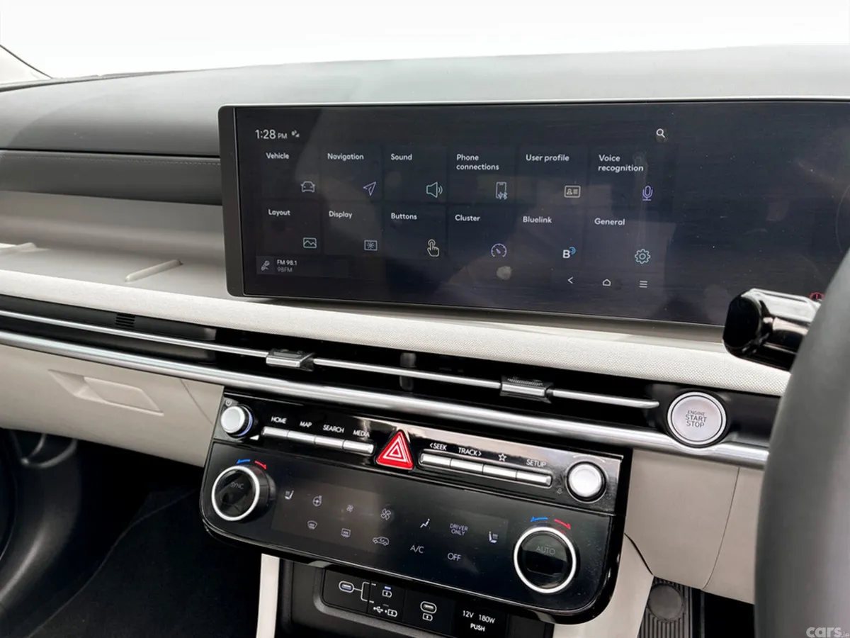 Hyundai Tucson SUV, Petrol Plug-in Hybrid, 2025, Black