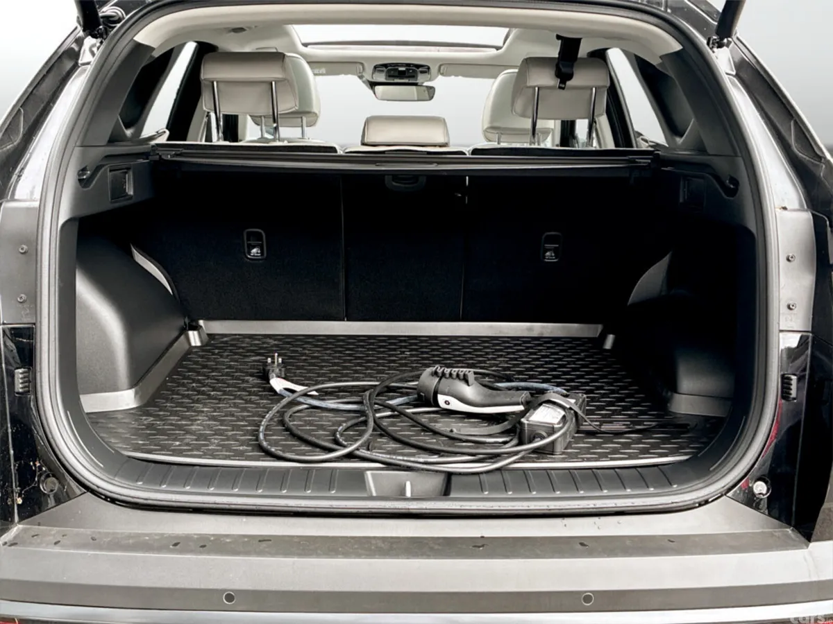 Hyundai Tucson SUV, Petrol Plug-in Hybrid, 2025, Black