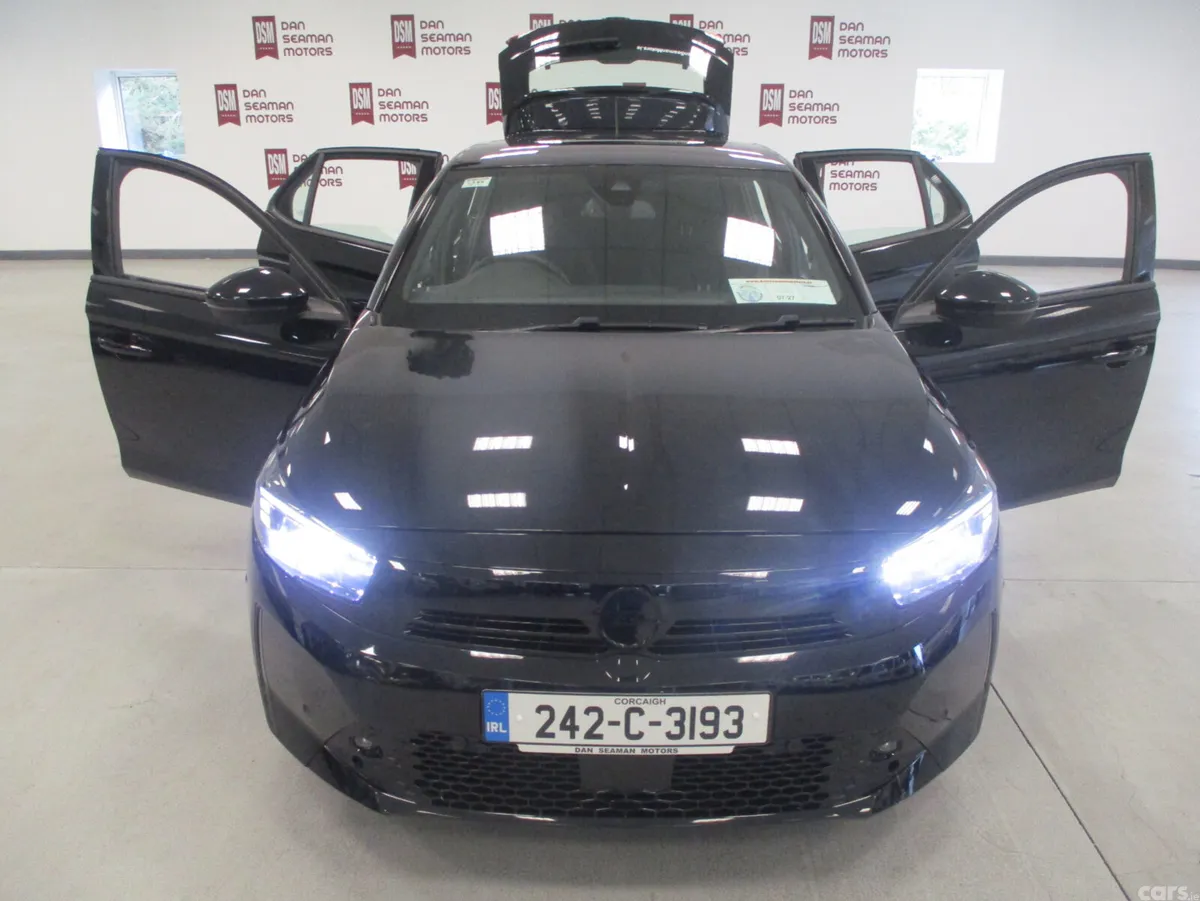 Opel Corsa Hatchback, Petrol, 2024, Black