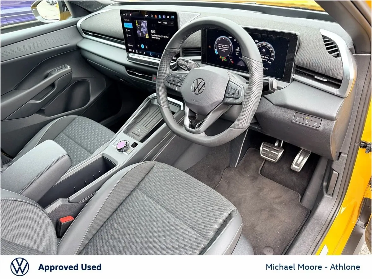 Volkswagen T-Roc SUV, Petrol, 2026, Yellow