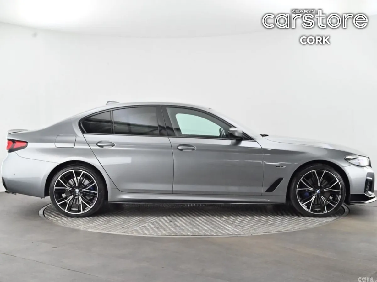 BMW 5-Series Saloon, Petrol Plug-in Hybrid, 2023, Grey