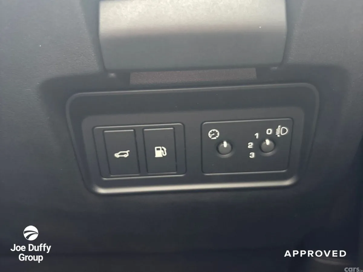 Land Rover Discovery Sport SUV, Petrol Plug-in Hybrid, 2026, Black