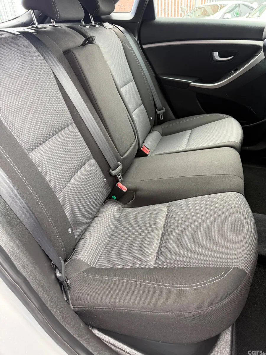 Hyundai i30 Hatchback, Diesel, 2015, Silver