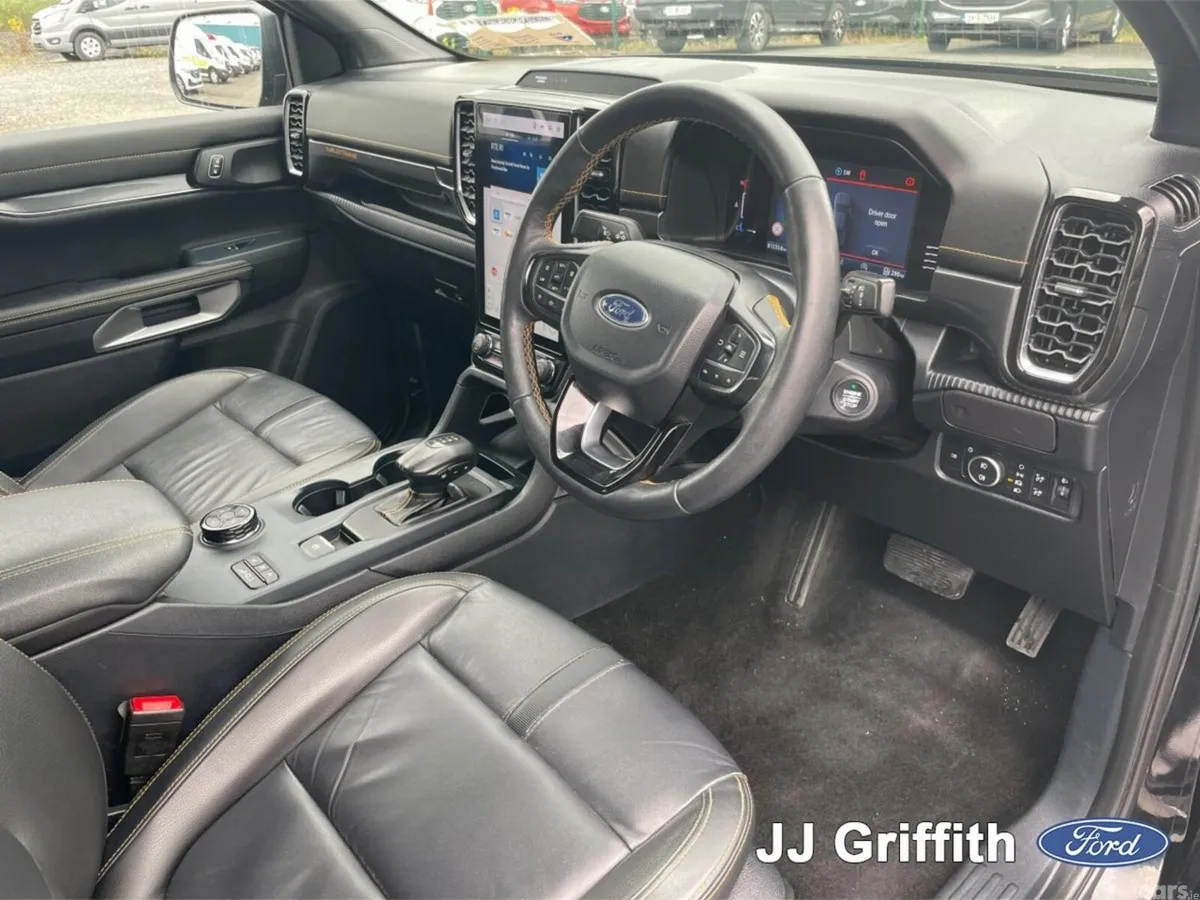 Ford Ranger MPV, Diesel, 2024, Black
