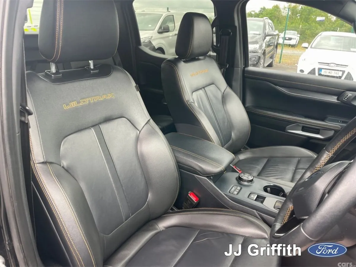 Ford Ranger MPV, Diesel, 2024, Black