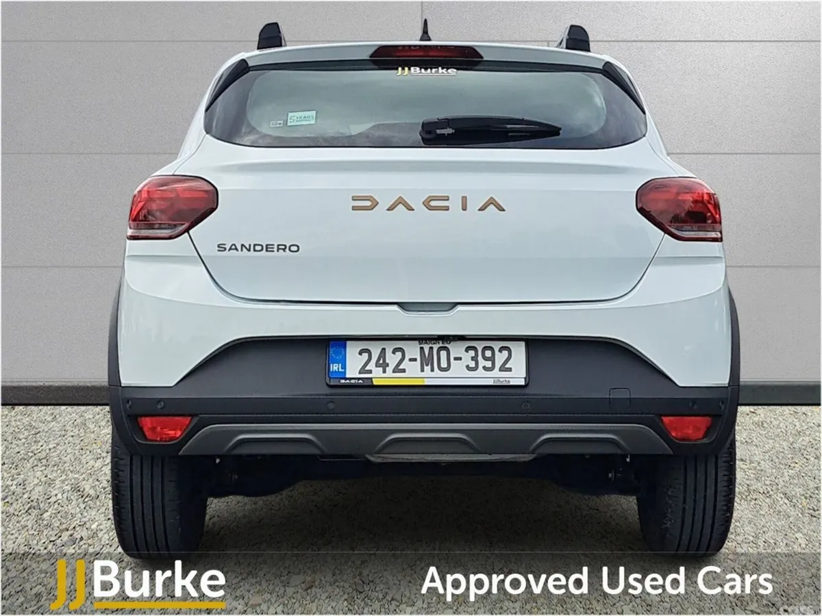 Dacia Sandero Stepway SUV, Petrol, 2024, White