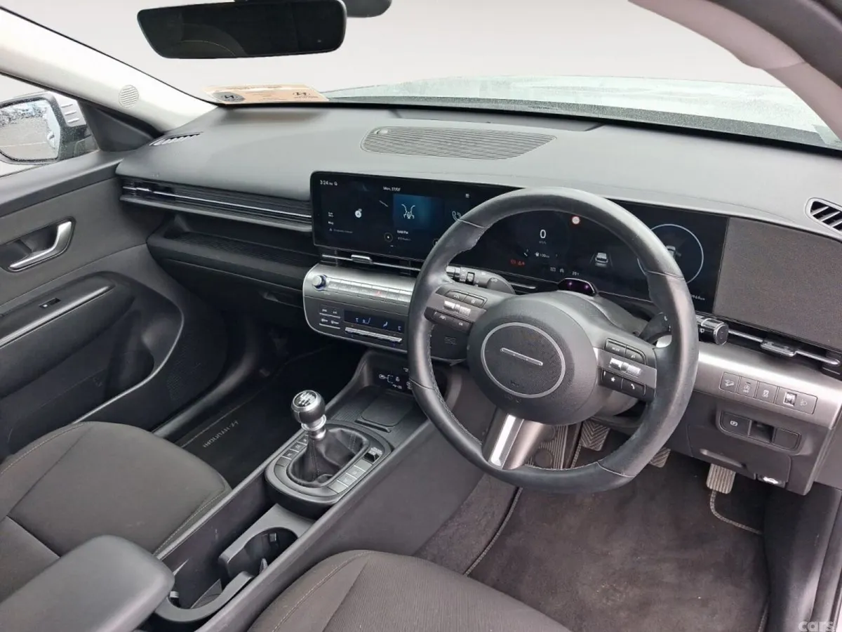 Hyundai KONA MPV, Petrol, 2024, Grey