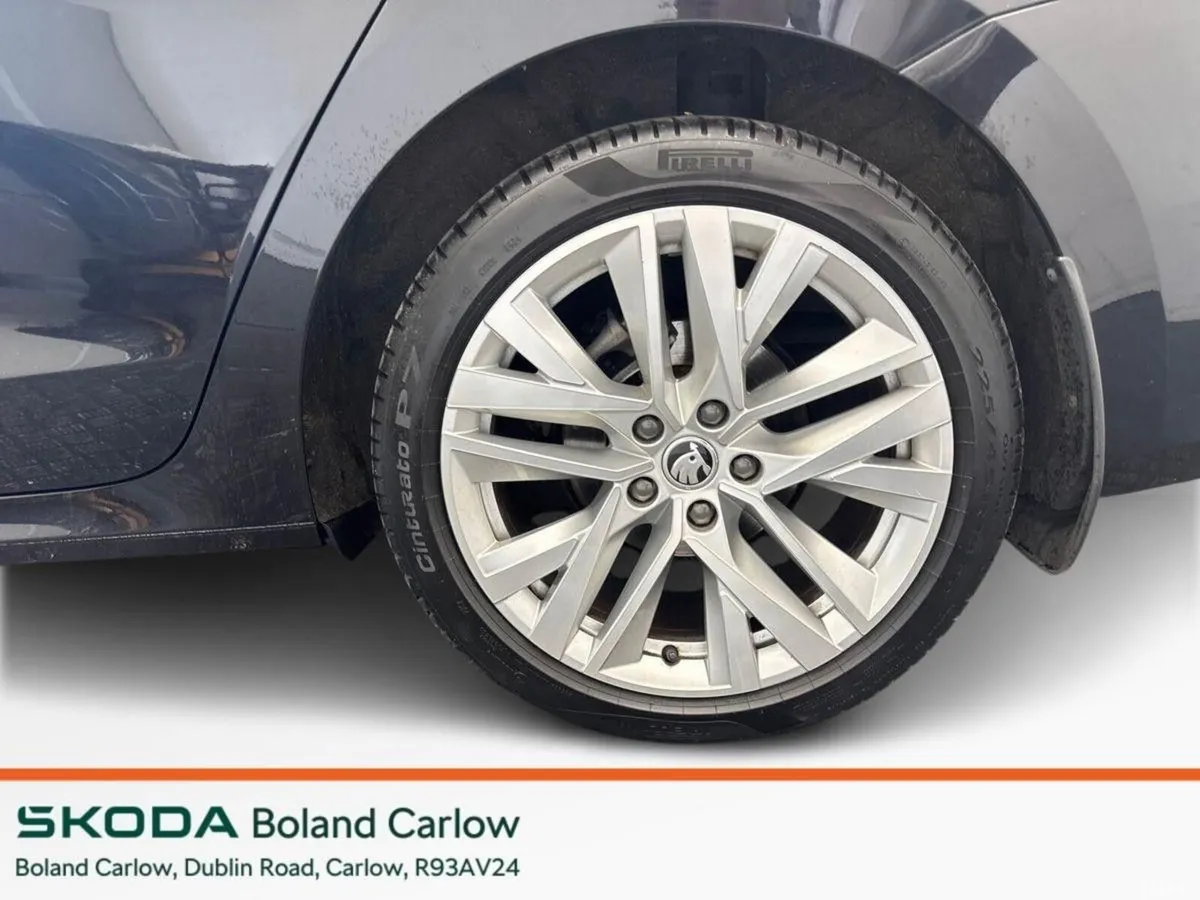 Skoda Octavia Estate, Diesel, 2024, Black