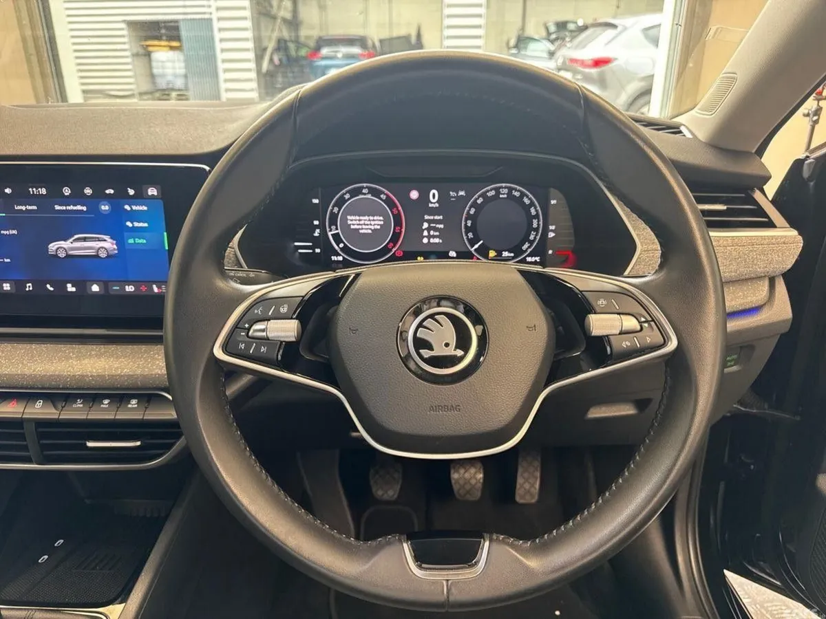 Skoda Octavia Estate, Diesel, 2024, Black
