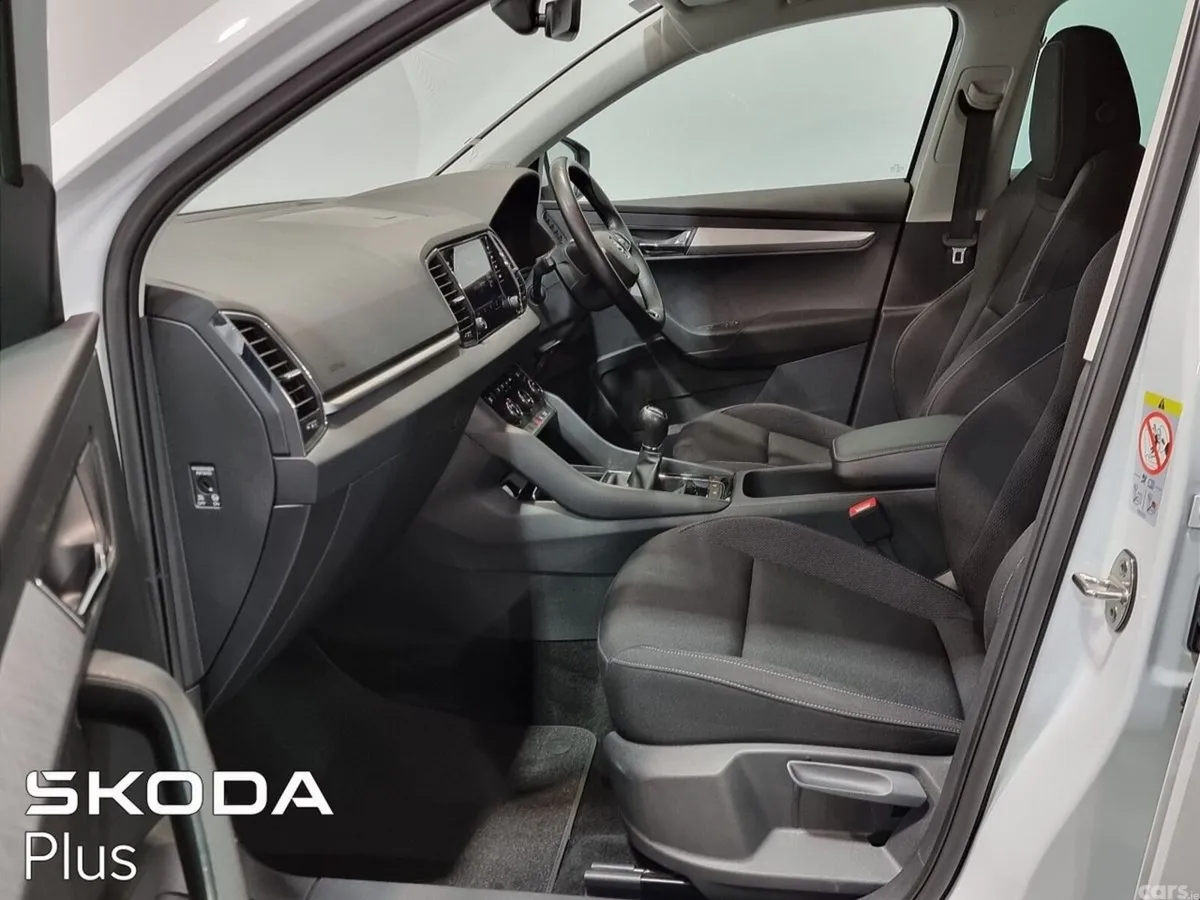 Skoda Karoq SUV, Diesel, 2023, White