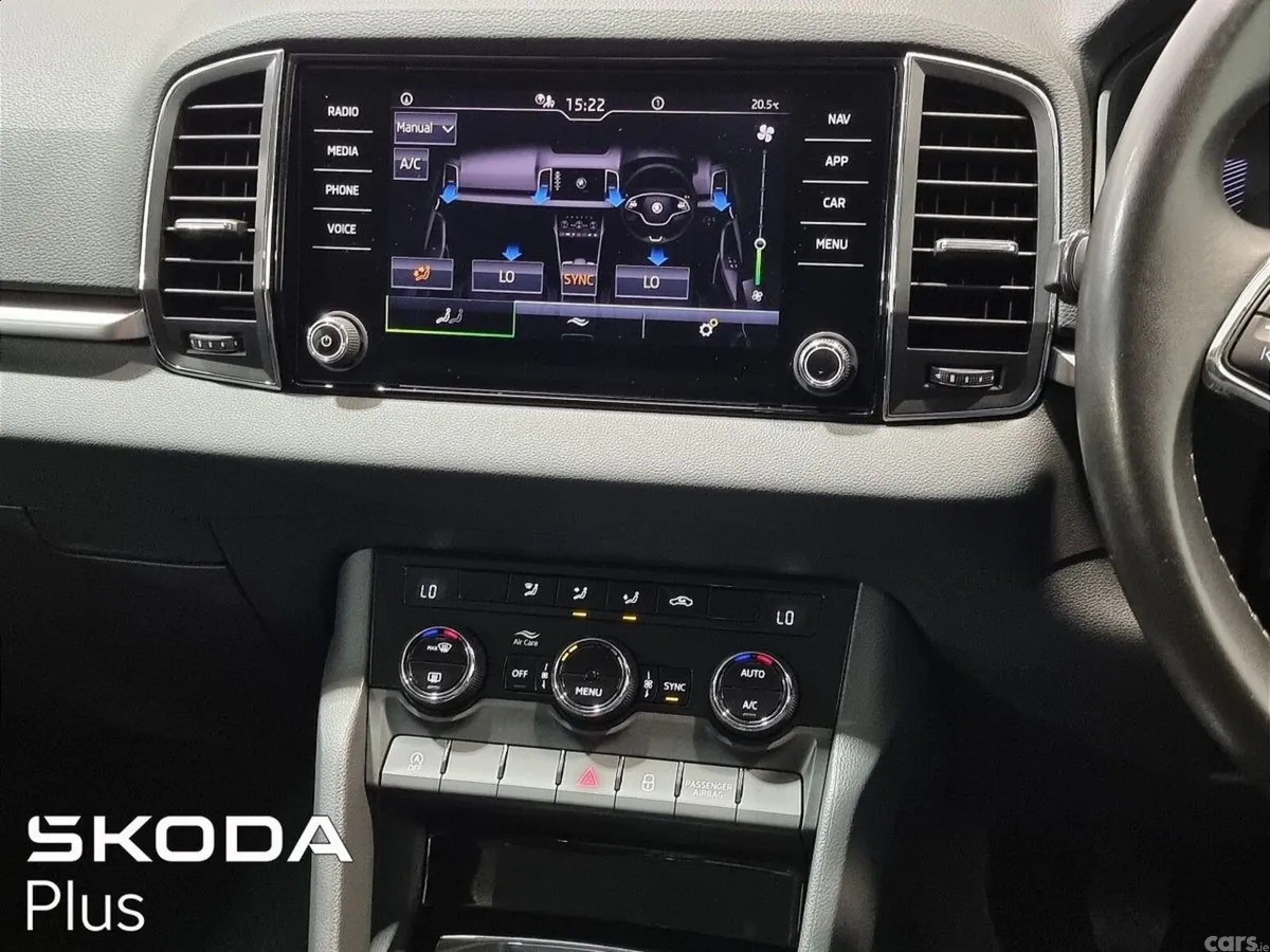 Skoda Karoq SUV, Diesel, 2023, White
