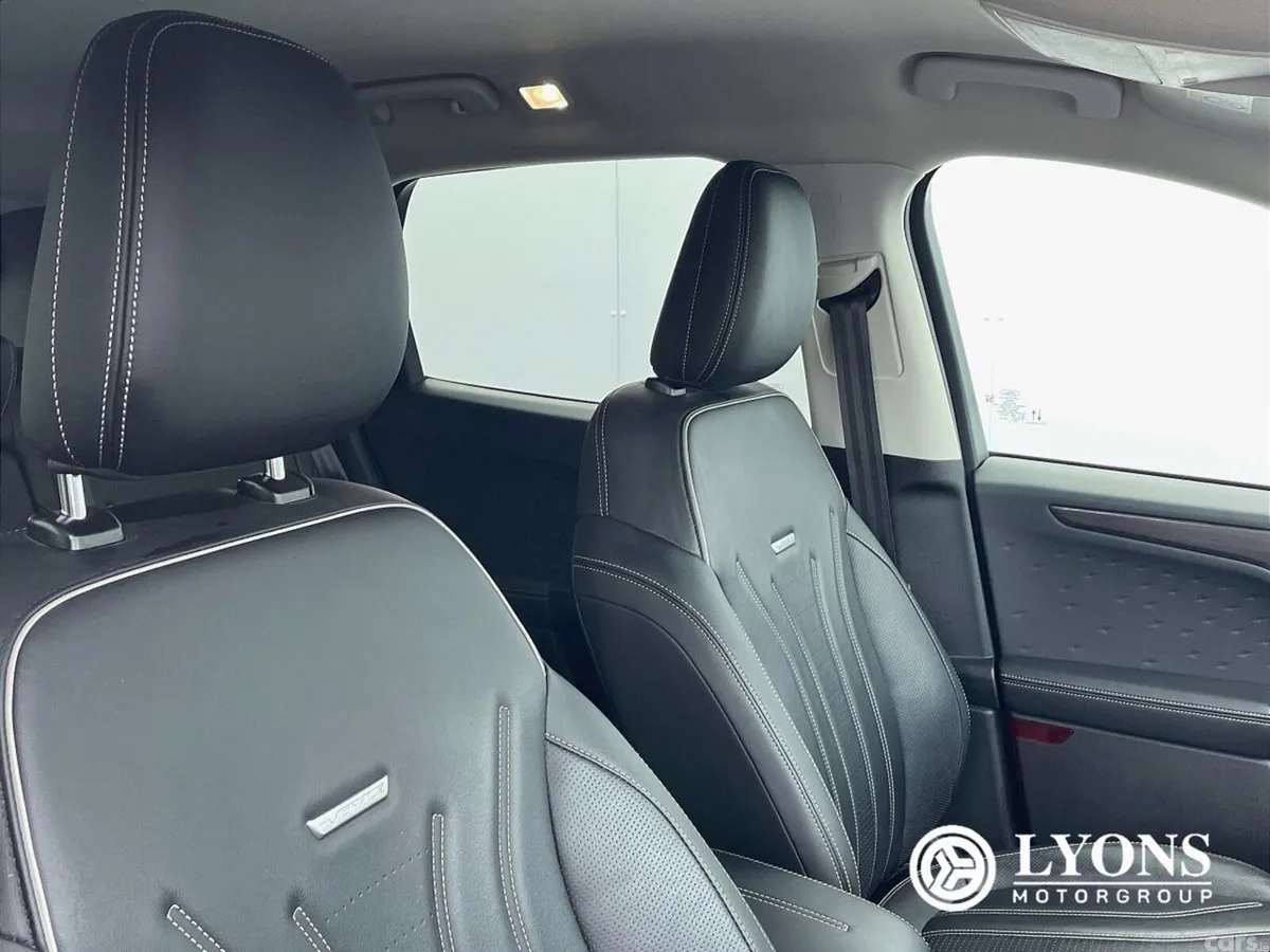 Ford Kuga SUV, Diesel, 2021, Red