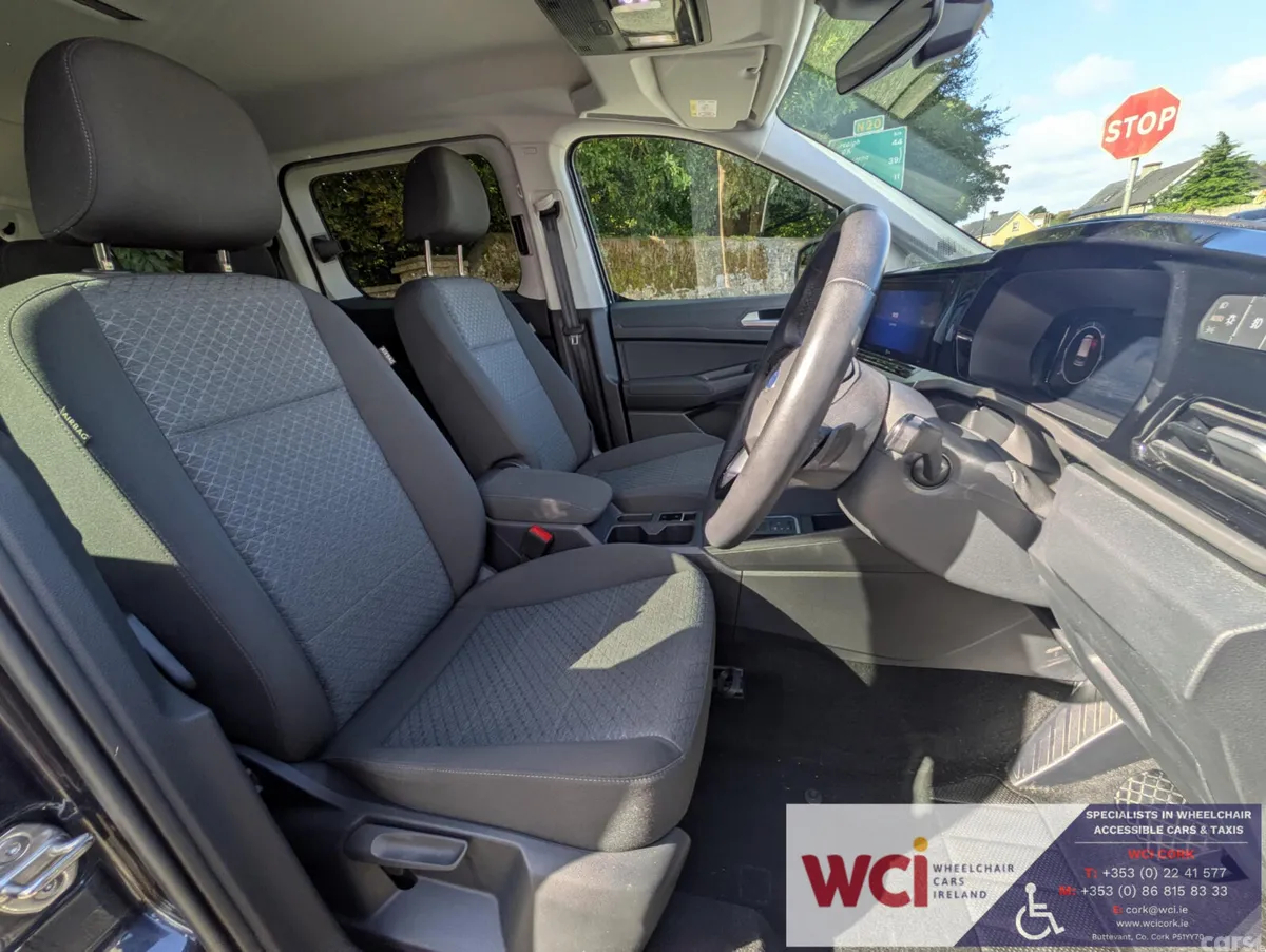 Ford Tourneo Connect MPV, Diesel, 2025, Blue