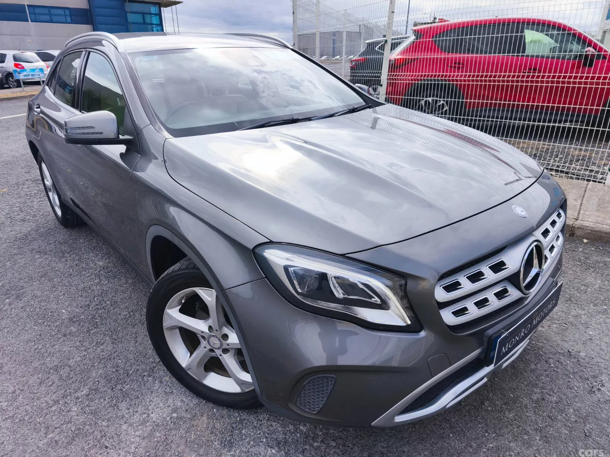 Mercedes-Benz GLA SUV, Diesel, 2017, Grey