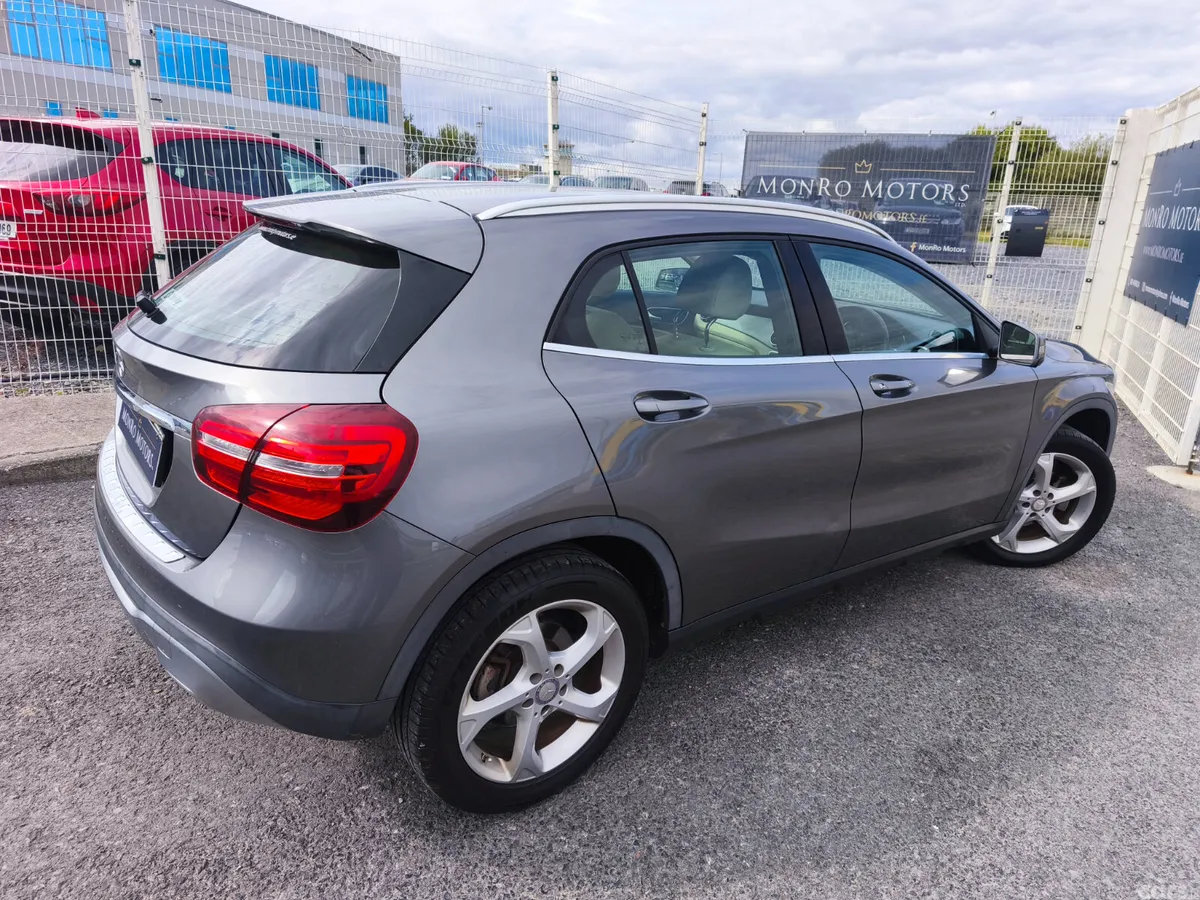 Mercedes-Benz GLA SUV, Diesel, 2017, Grey