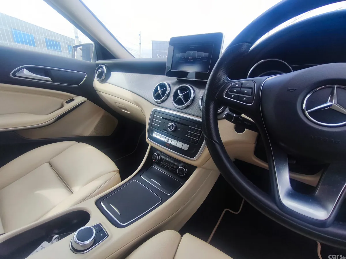 Mercedes-Benz GLA SUV, Diesel, 2017, Grey