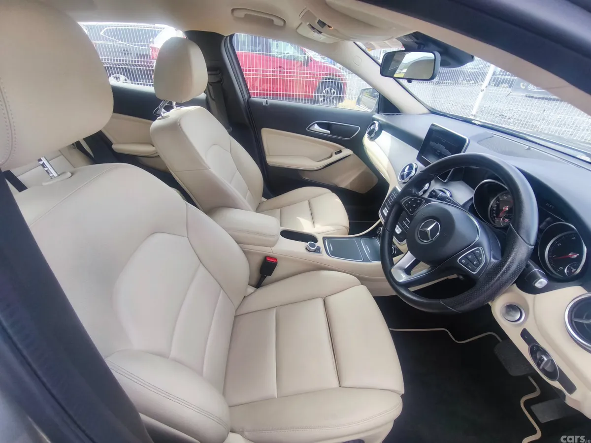 Mercedes-Benz GLA SUV, Diesel, 2017, Grey