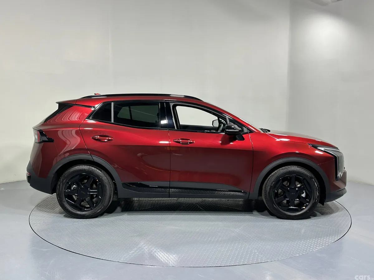Kia Sportage SUV, Diesel Hybrid, 2026, Red