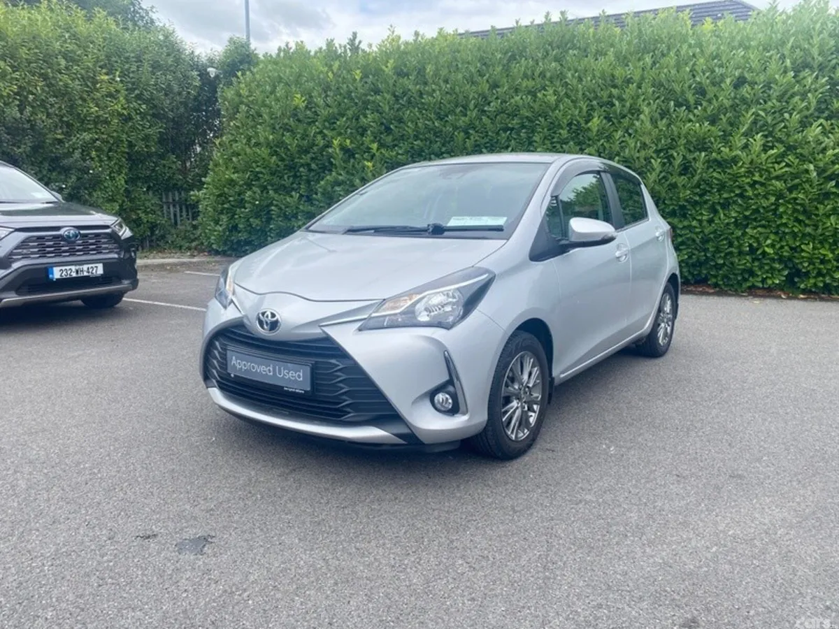 Toyota Yaris Hatchback, Petrol, 2020, Silver