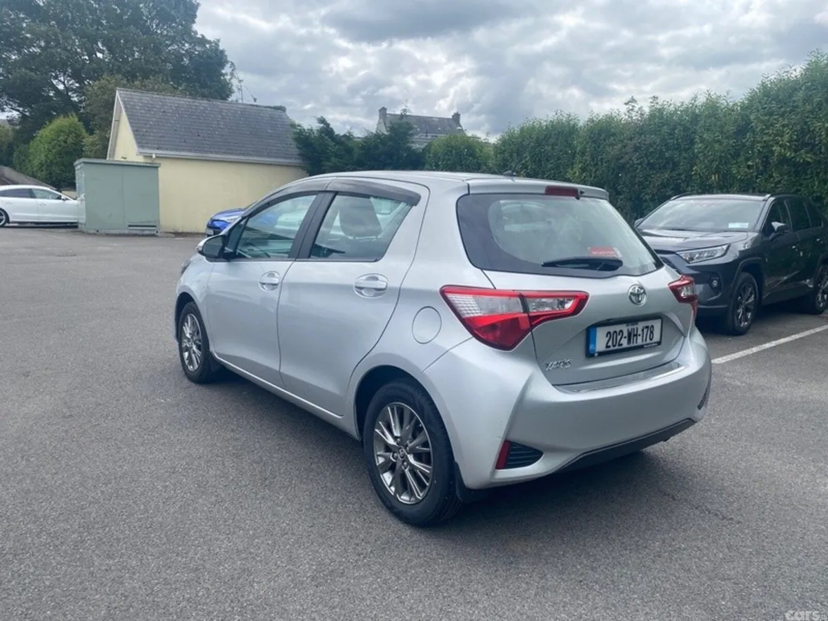 Toyota Yaris Hatchback, Petrol, 2020, Silver