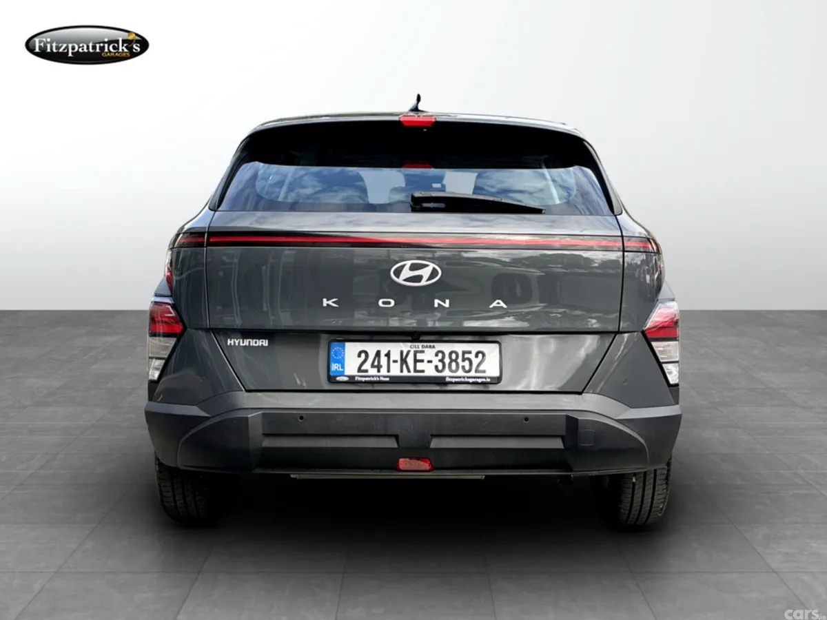 Hyundai KONA MPV, Petrol, 2024, Grey