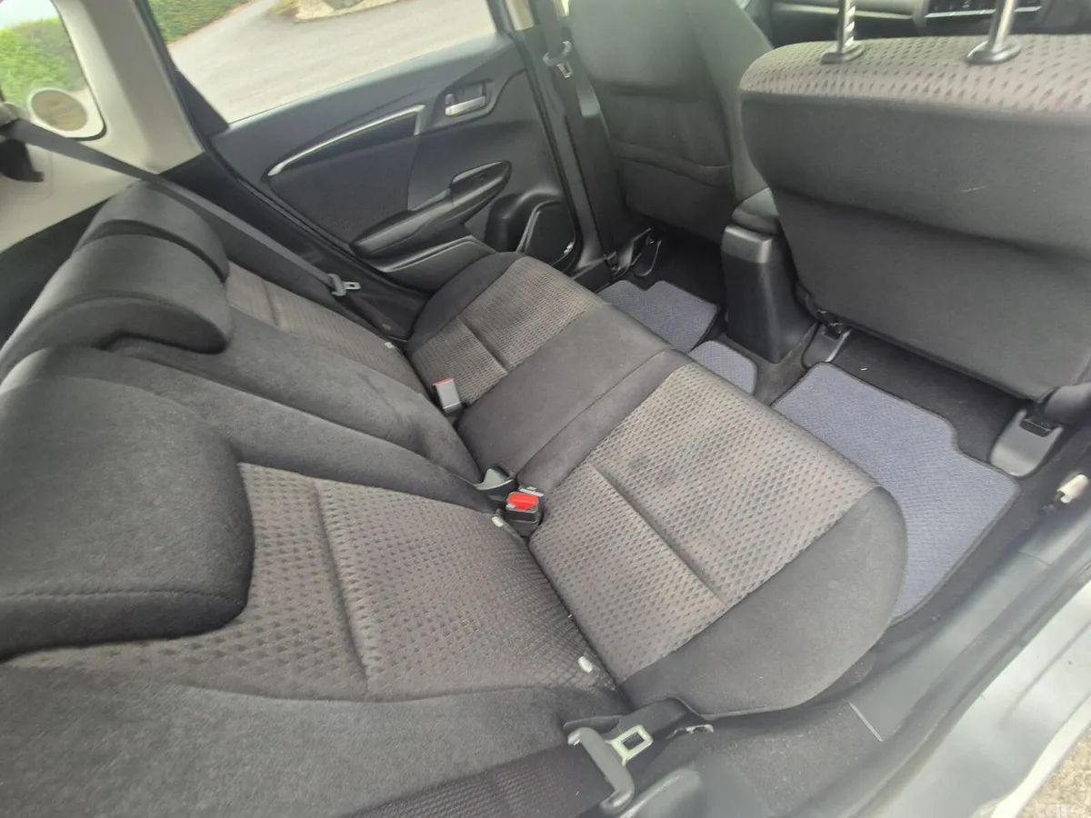 Honda Fit Hatchback, Petrol Hybrid, 2019, Silver