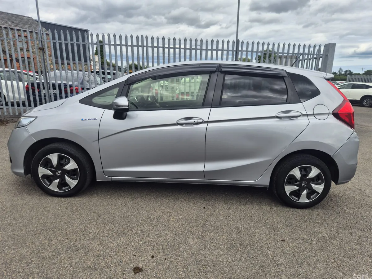 Honda Fit Hatchback, Petrol Hybrid, 2019, Silver