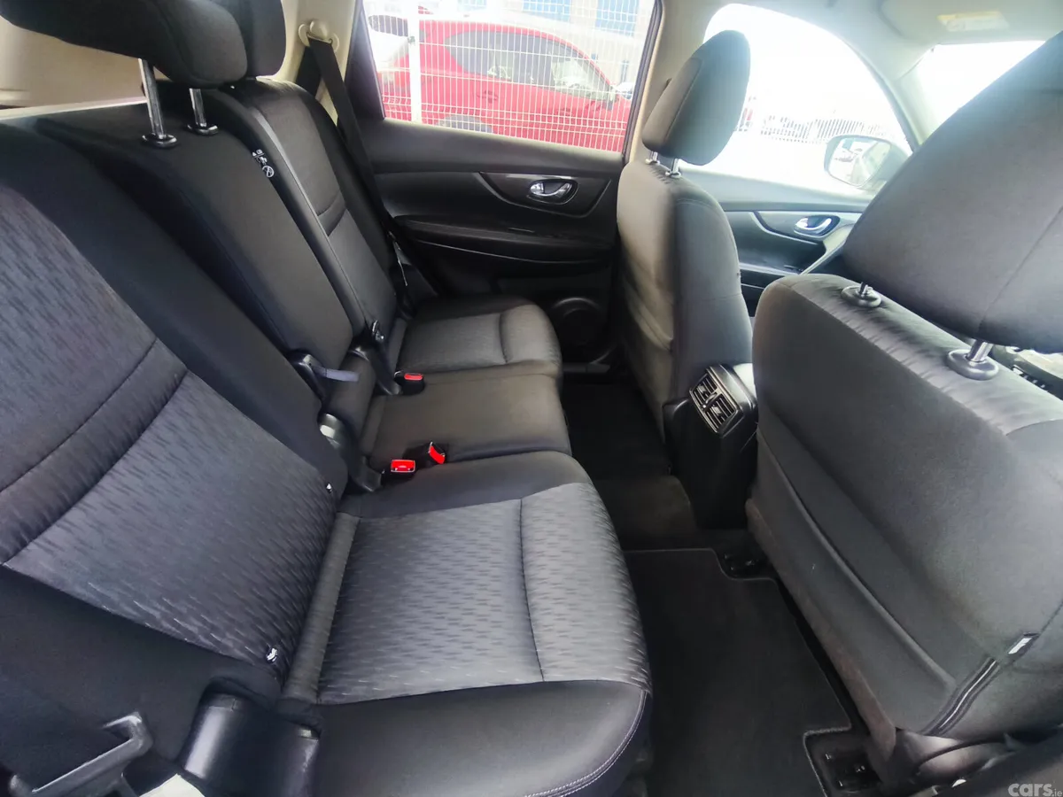 Nissan X-Trail SUV, Diesel, 2019, Black