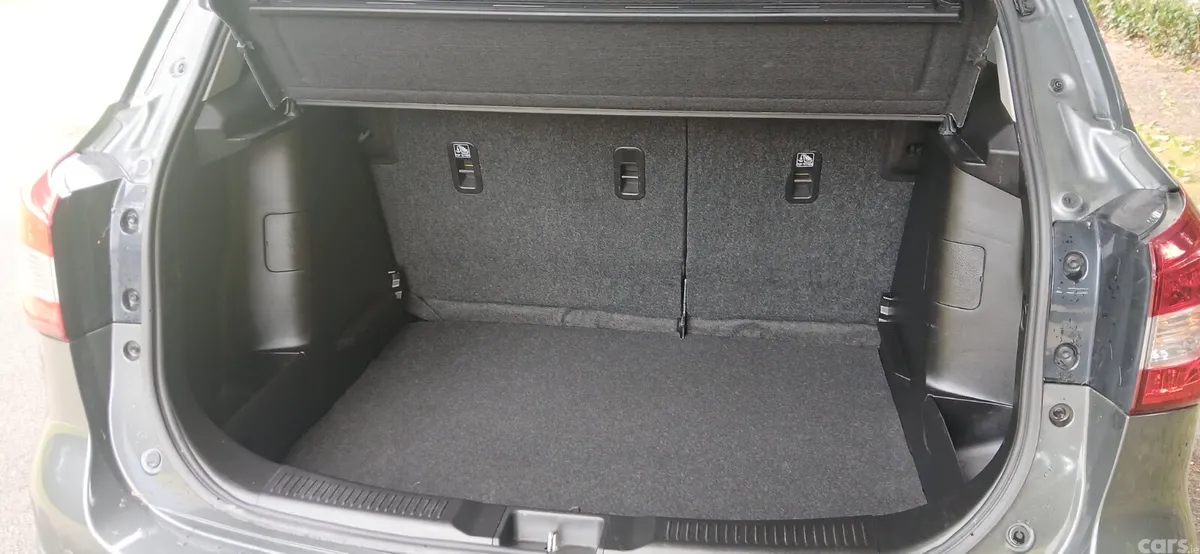 Suzuki SX4 S-Cross Hatchback, Petrol, 2017, Grey