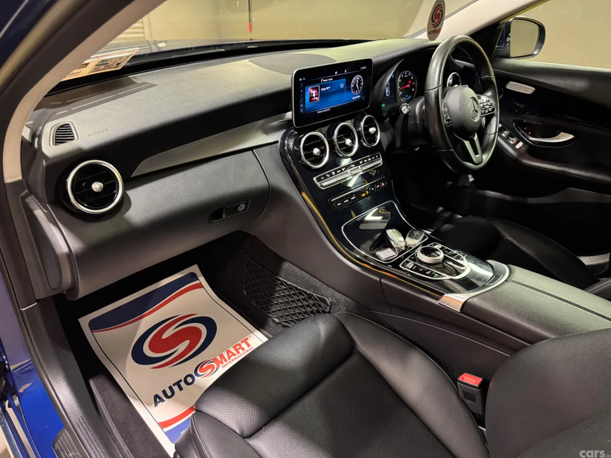Mercedes-Benz C-Class Saloon, Petrol, 2019, Blue