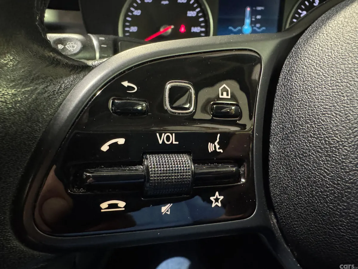 Mercedes-Benz C-Class Saloon, Petrol, 2019, Blue