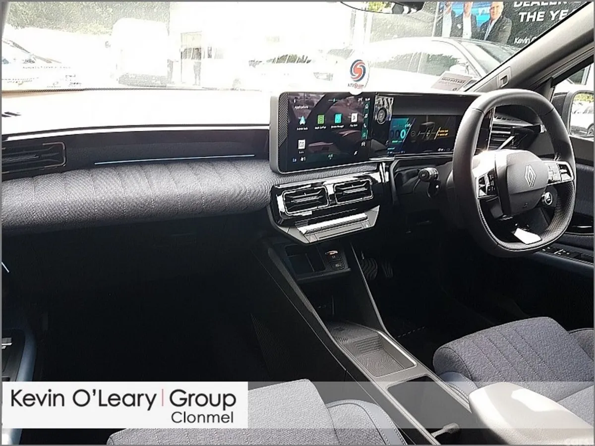 Renault 4 Hatchback, Electric, 2026, White