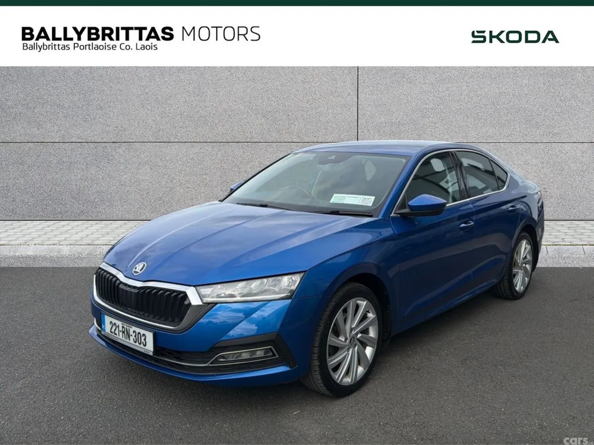 Skoda Octavia Saloon, Diesel, 2022, Blue