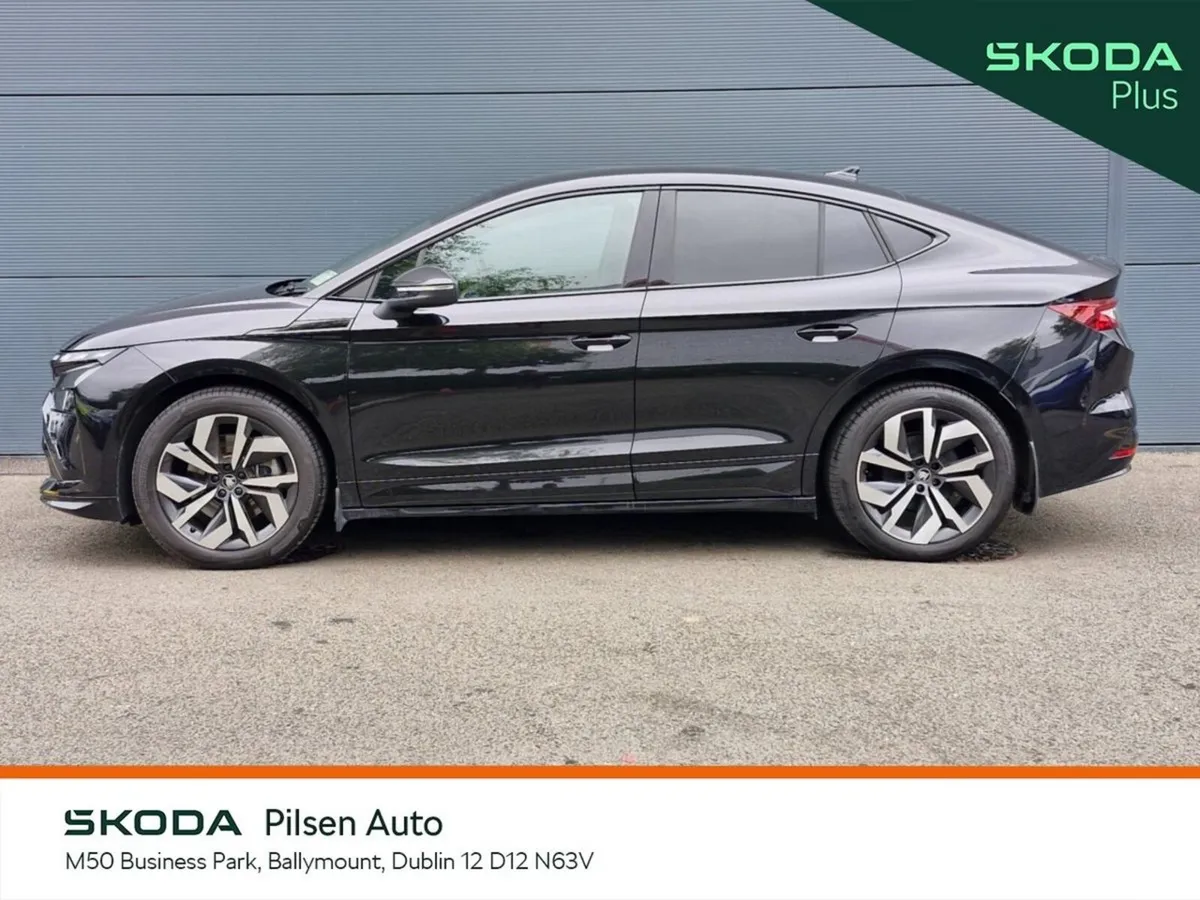 Skoda Enyaq Hatchback, Electric, 2026, Black