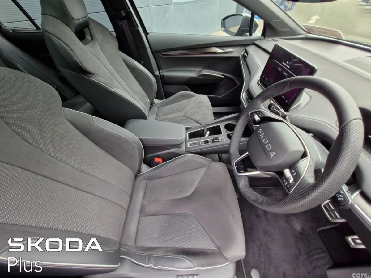 Skoda Enyaq Hatchback, Electric, 2026, Black