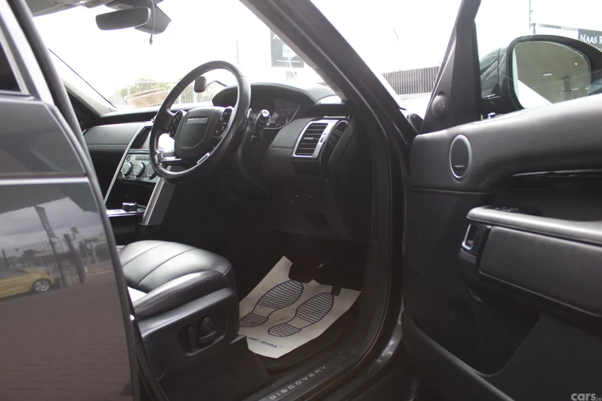 Land Rover Discovery Van, Diesel, 2019, Grey